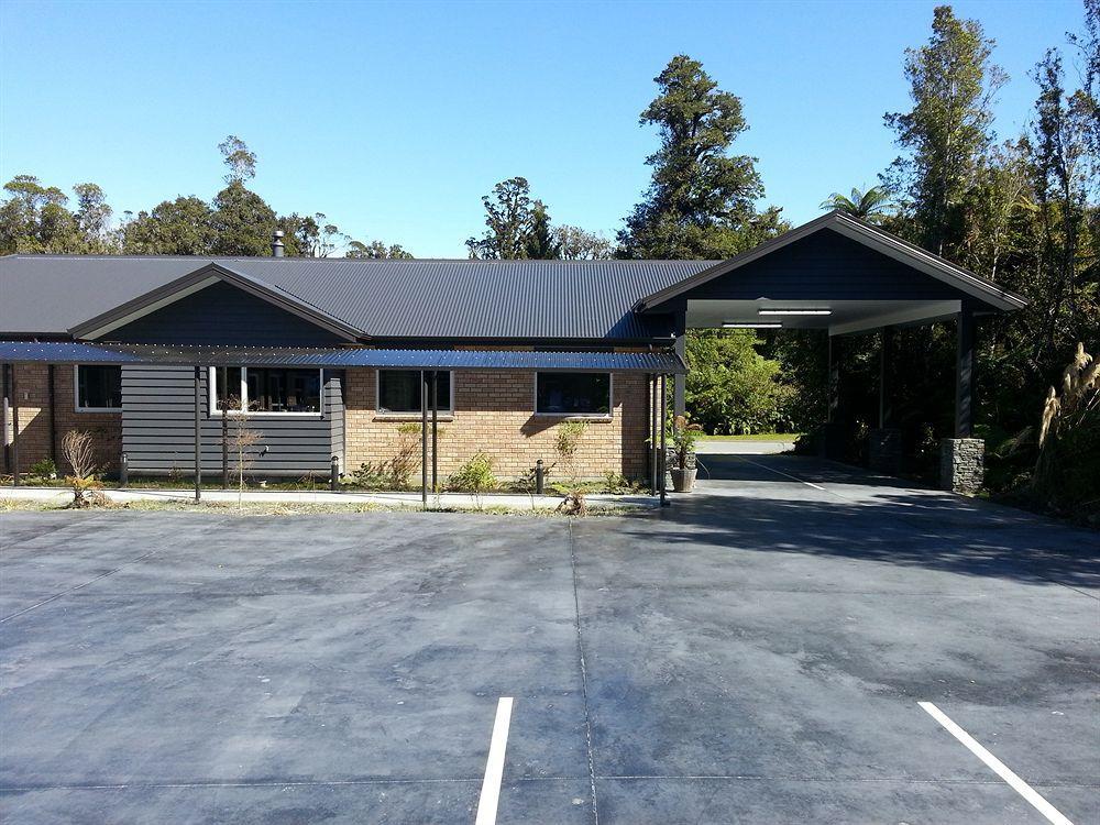 Aspen Court Franz Josef Motel Bagian luar foto