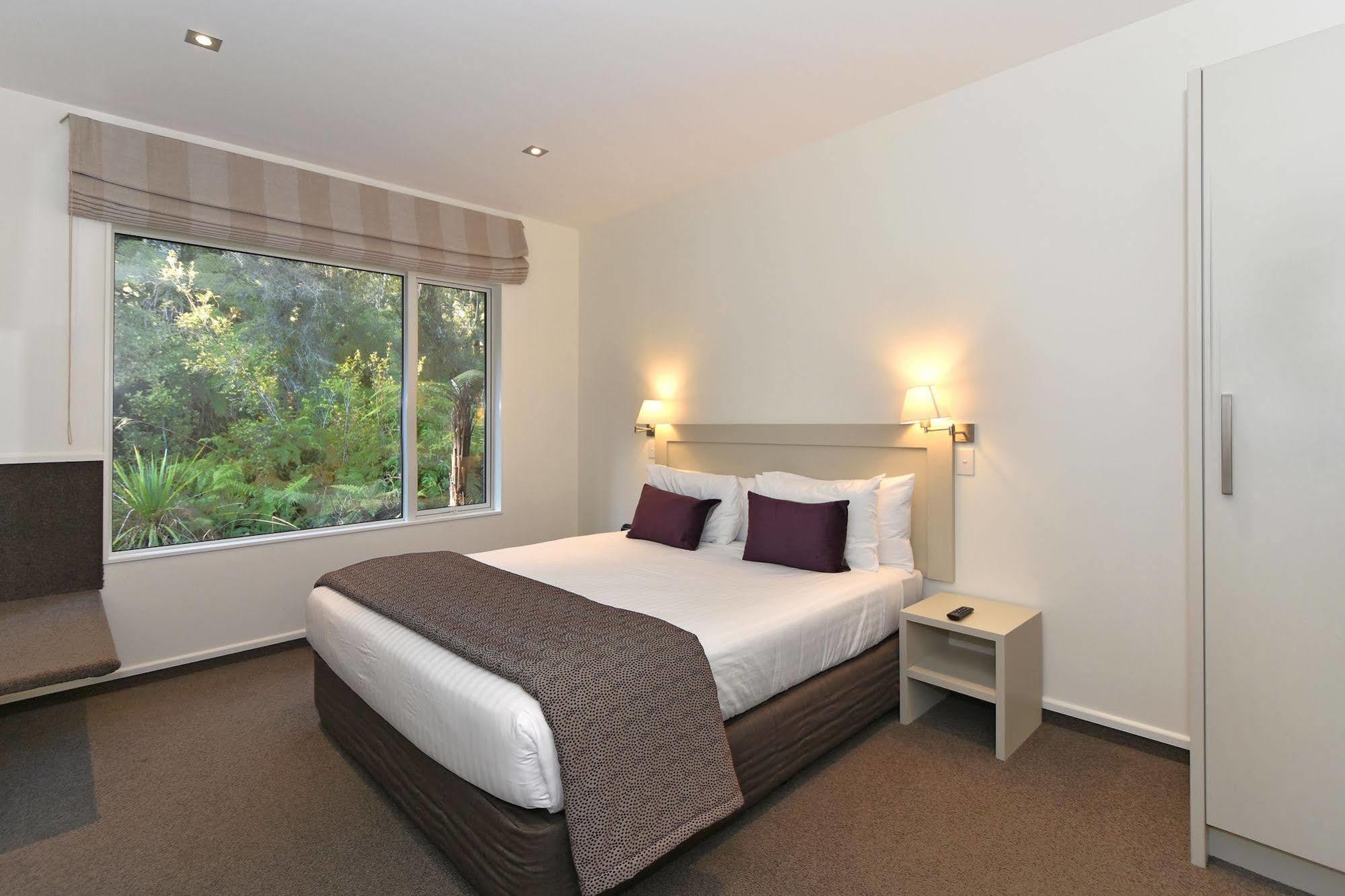 Aspen Court Franz Josef Motel Bagian luar foto