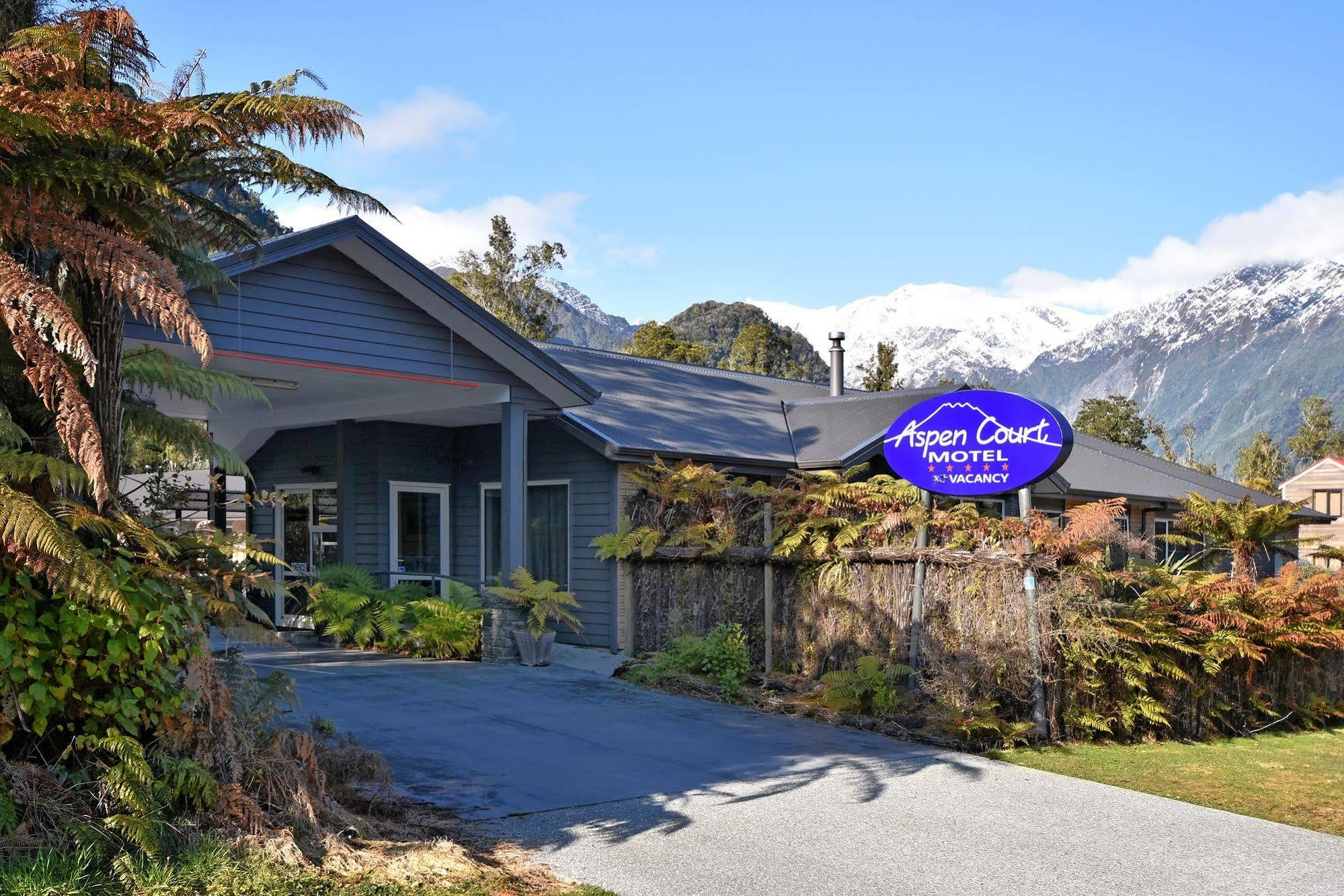 Aspen Court Franz Josef Motel Bagian luar foto